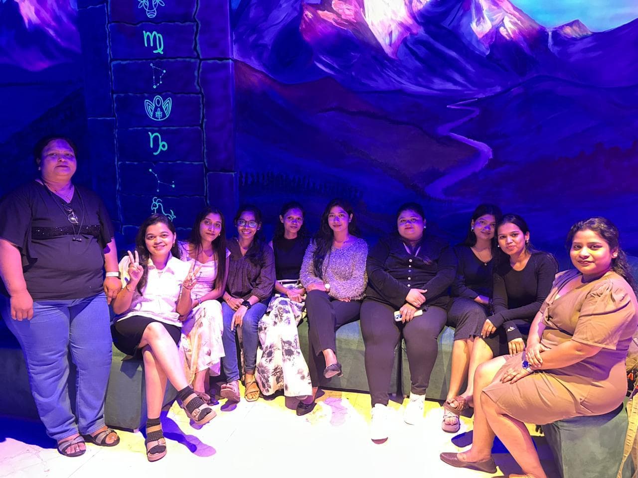 Estate Harbor festivity moment 18